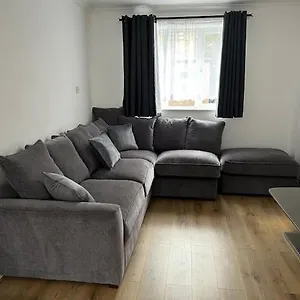 villa-a-luxurious-3-bed-terrance-house.brighton-hotels-england.com/